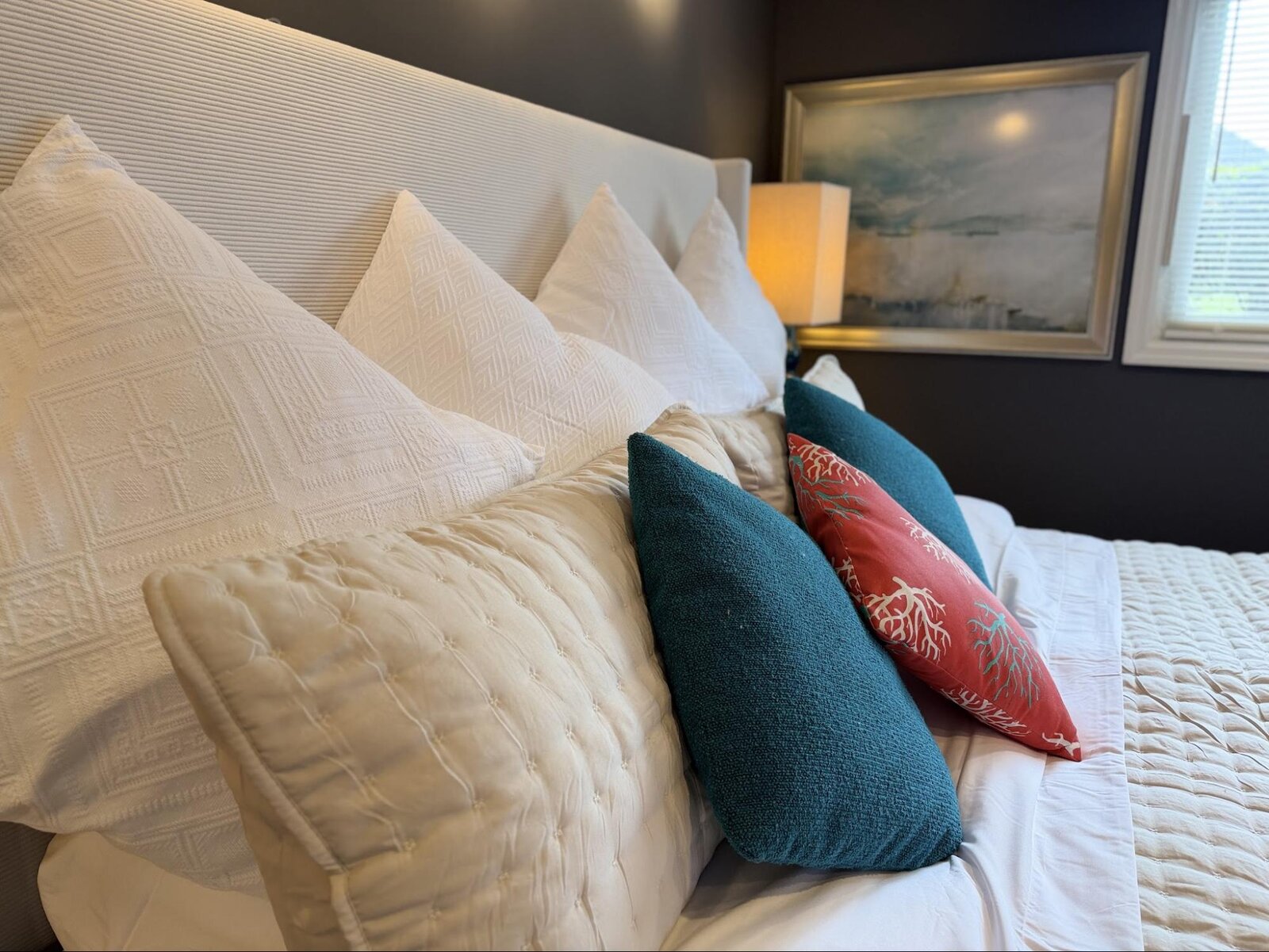 Dix Lee'On Airbnb coastal home by Vinette Brown Dye — view 20