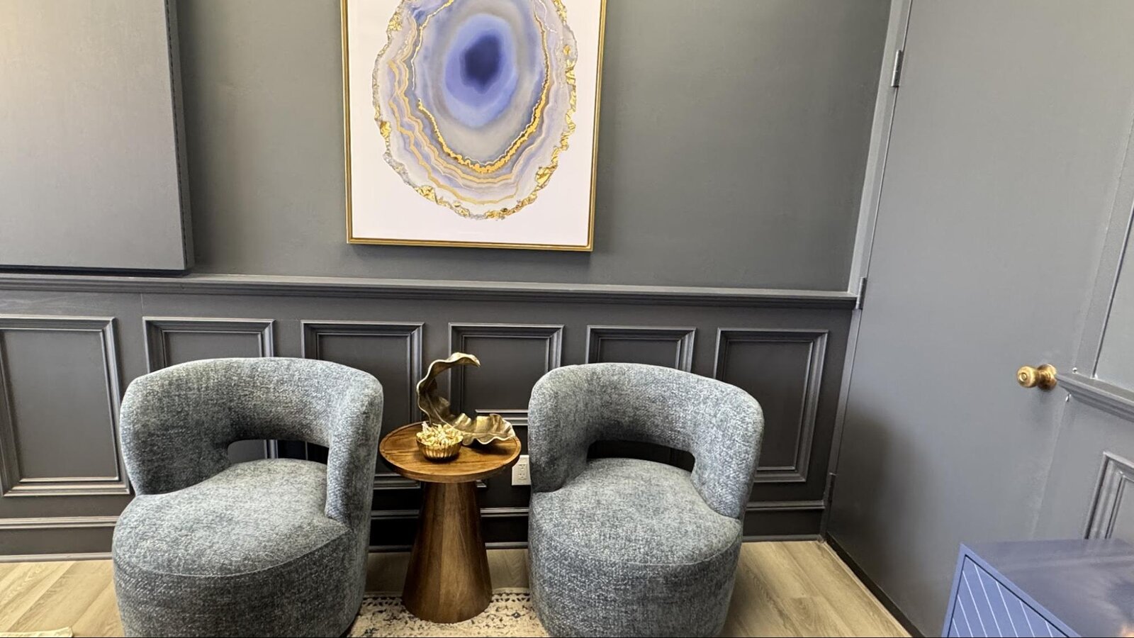 Presidential executive suite by Vinette Brown Dye — view 6