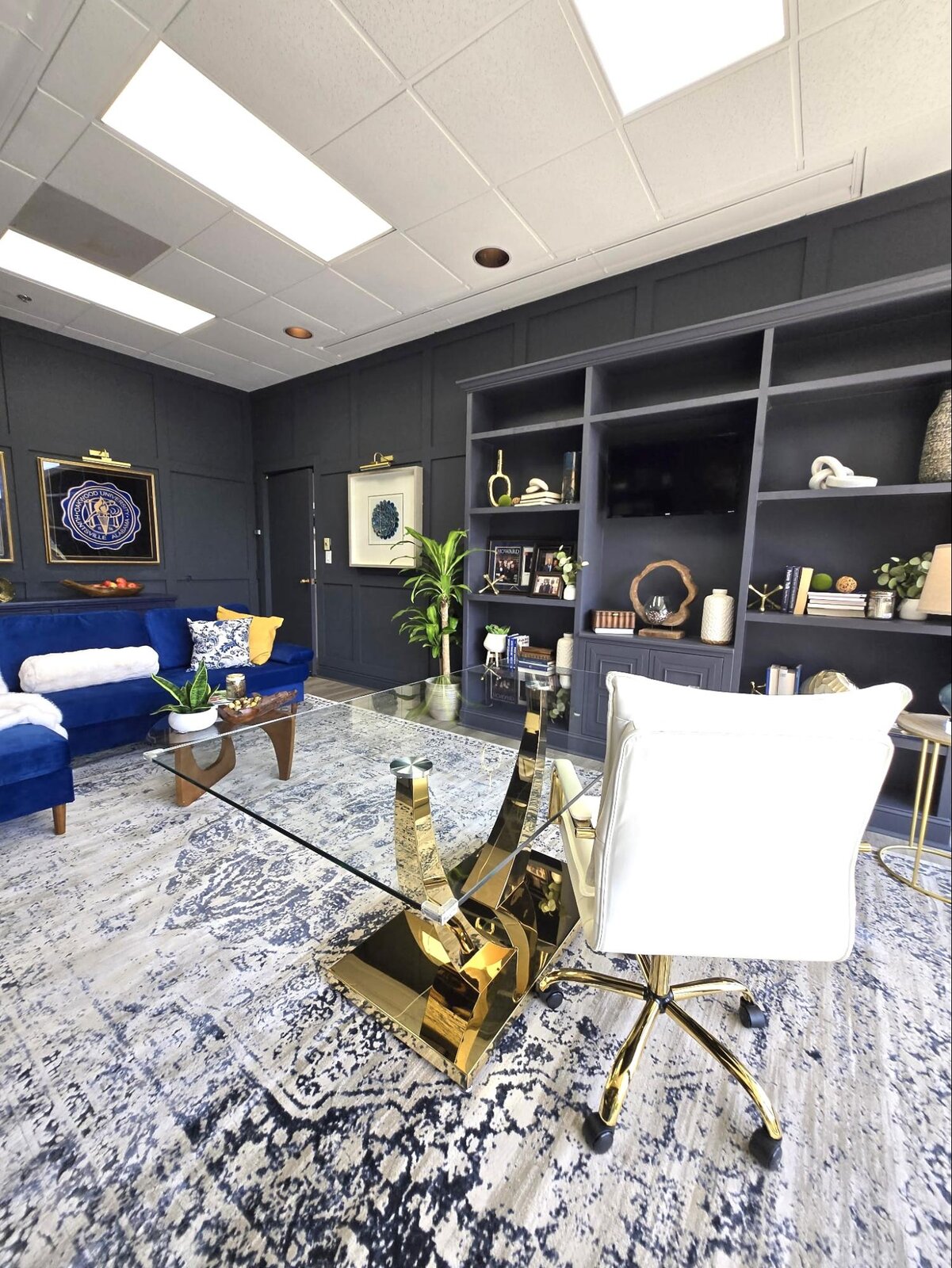 Presidential executive suite by Vinette Brown Dye — view 12